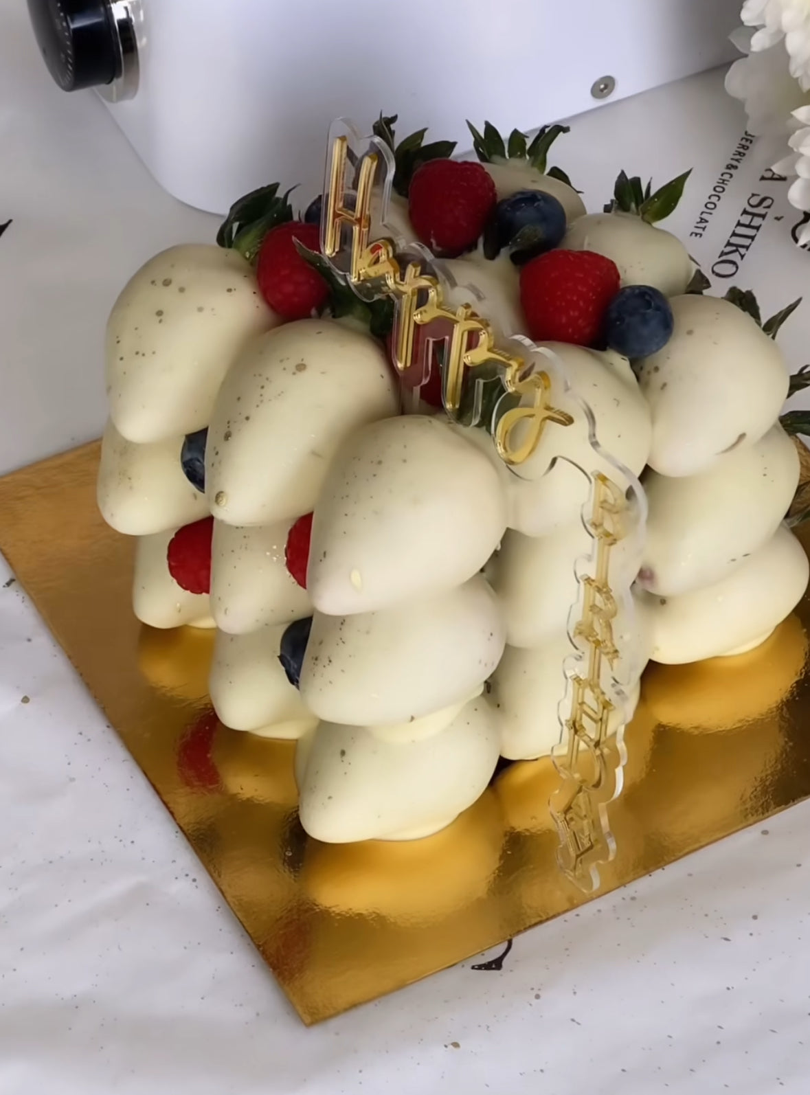 Tarta de Fresas bañadas en chocolate